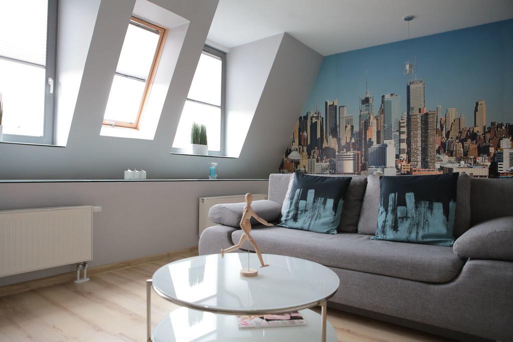 Apartamento estudio de 35 m² en Poznán Centro Ciudad, con 1 baño privado. Exterior foto