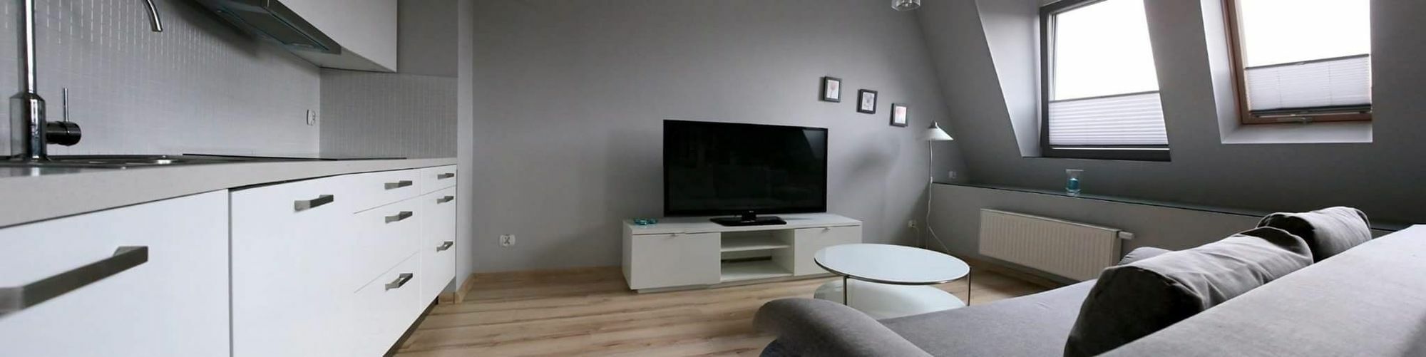 Apartamento estudio de 35 m² en Poznán Centro Ciudad, con 1 baño privado. Exterior foto